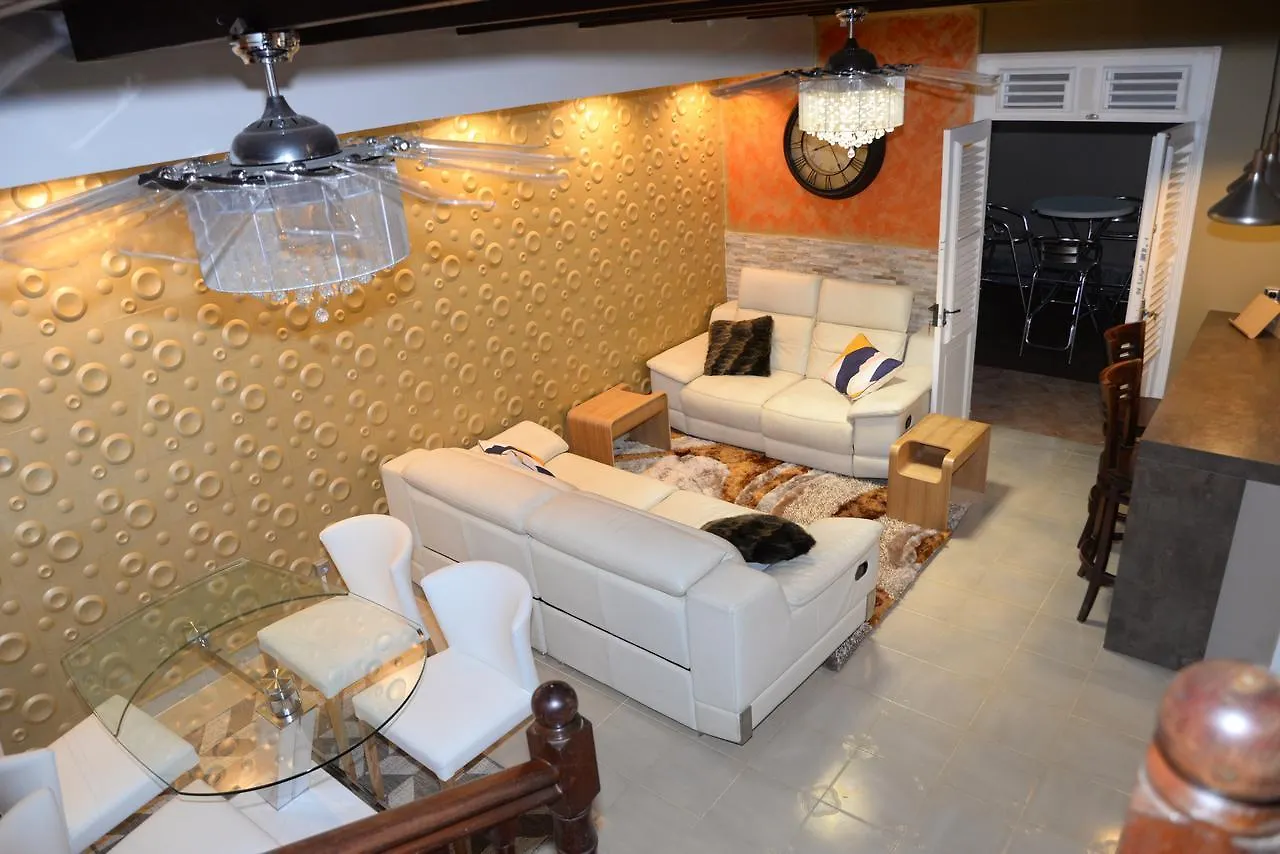Villas Sainte-Anne 0*,